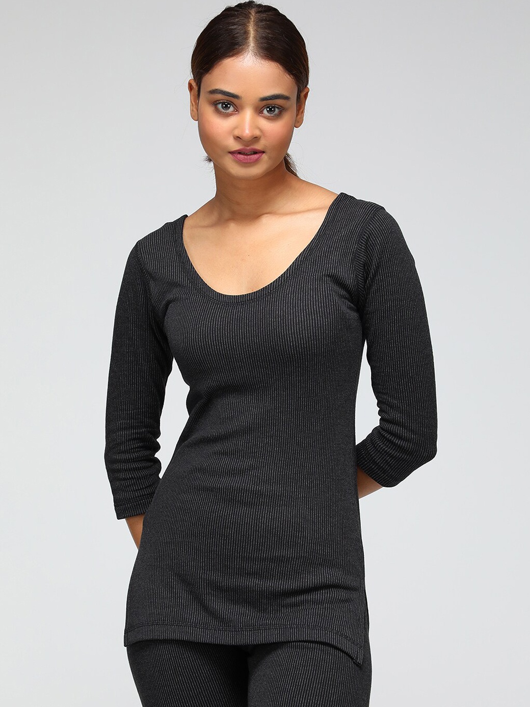 

SPORTO Striped High Stretch Lightweight Thermal Top, Black