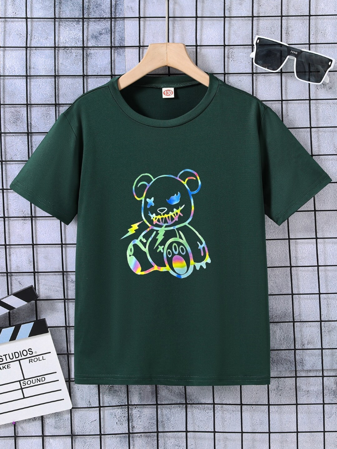 

StyleCast Boys Green Graphic Printed Round Neck T-shirt