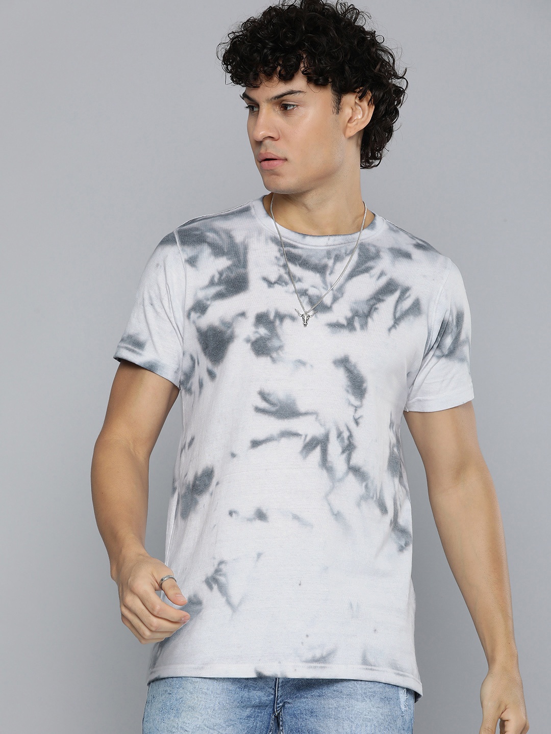 

R.Code by The Roadster Life Co. Men Tie & Dye Printed T-shirt, White
