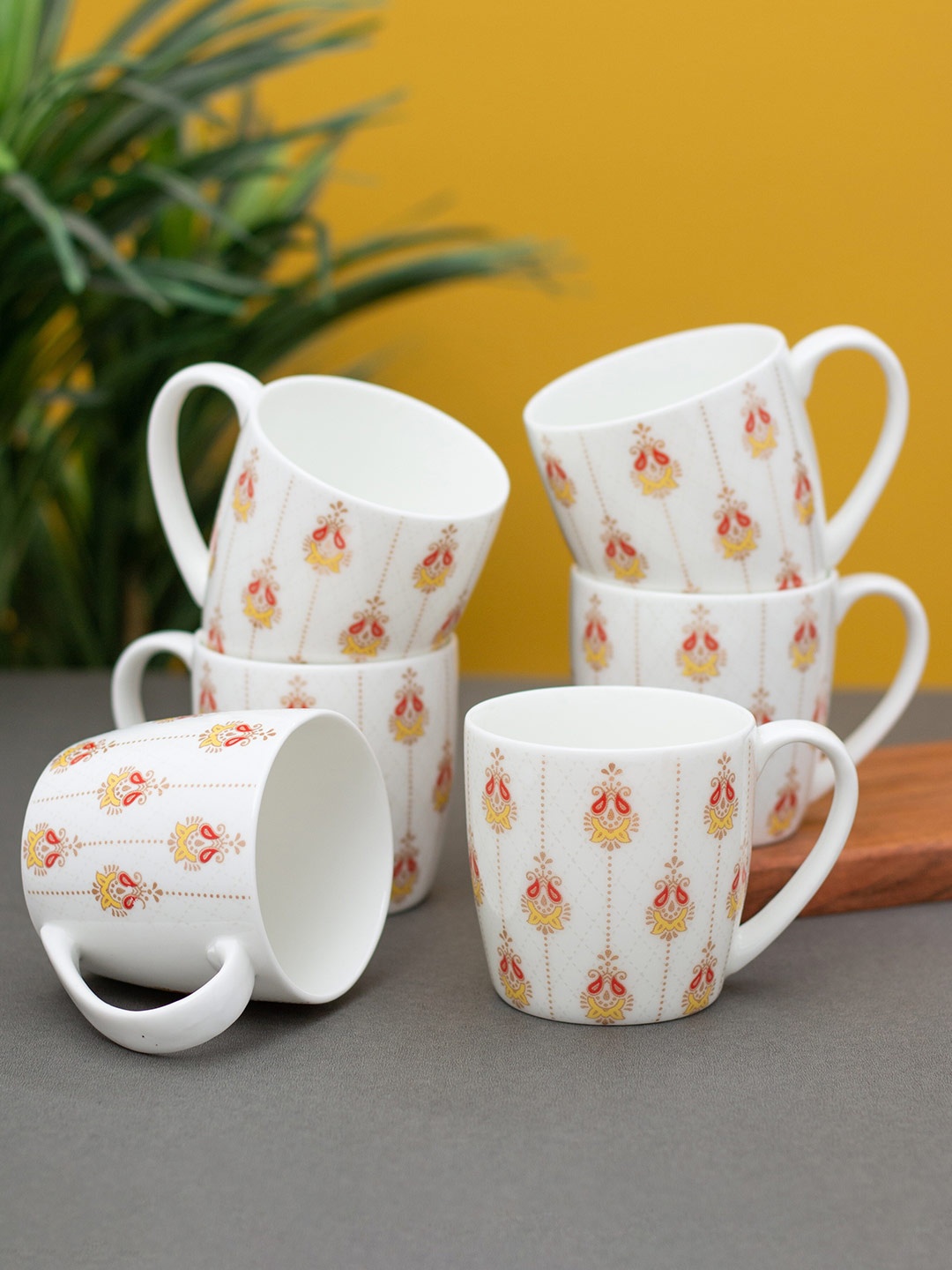 

CLAY CRAFT White & Red 6 Pieces Printed Ceramic Glossy Cups 200ml each