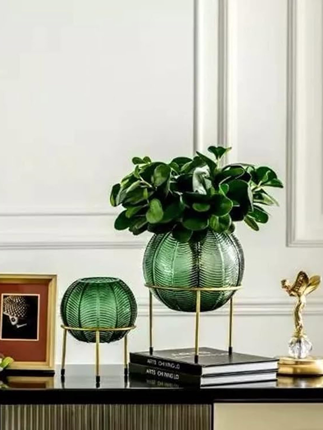 

Samara Home Green Glass Vase
