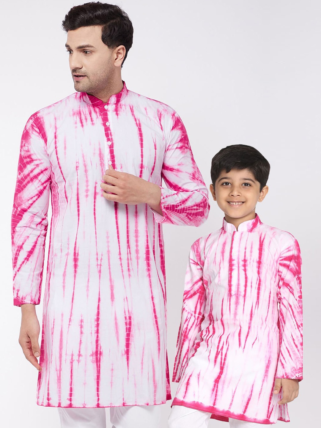 

VASTRAMAY Boys Dyed Mandarin Collar Cotton Straight Kurta, Pink