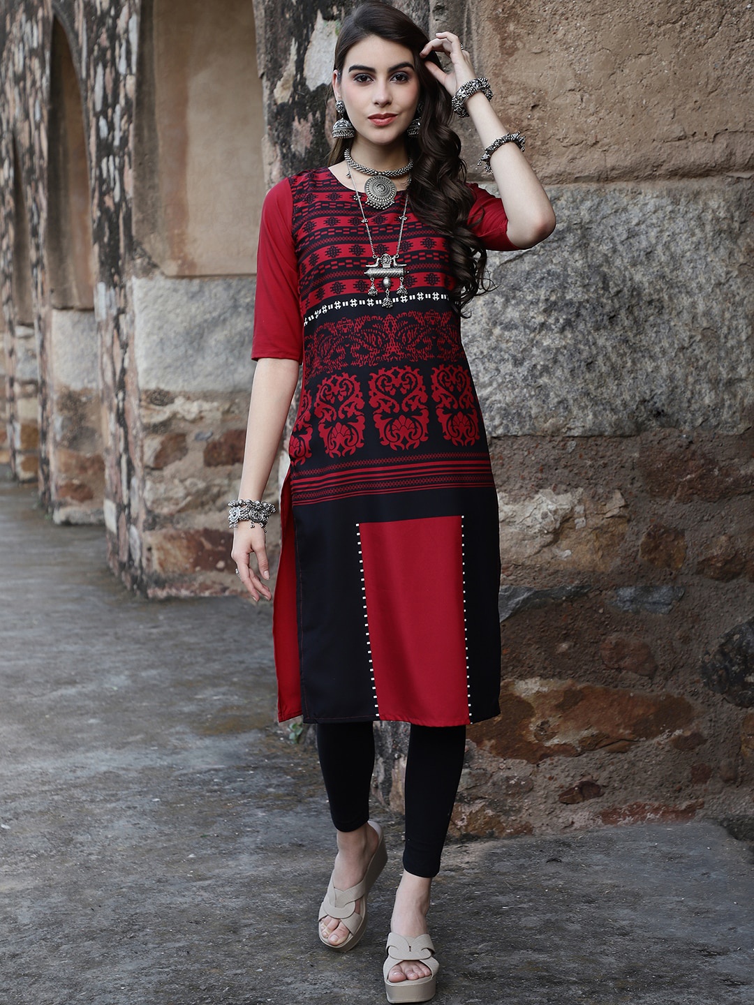 

7Threads Abstract Printed Straight Kurta, Maroon