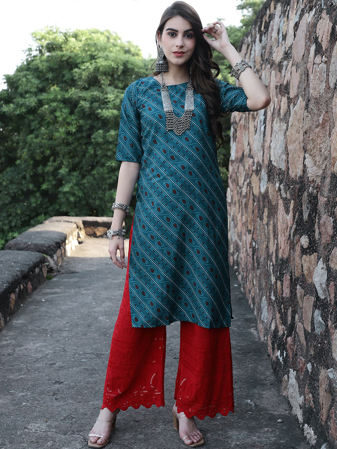 

7Threads Ethnic Motifs Printed Straight Kurta, Blue