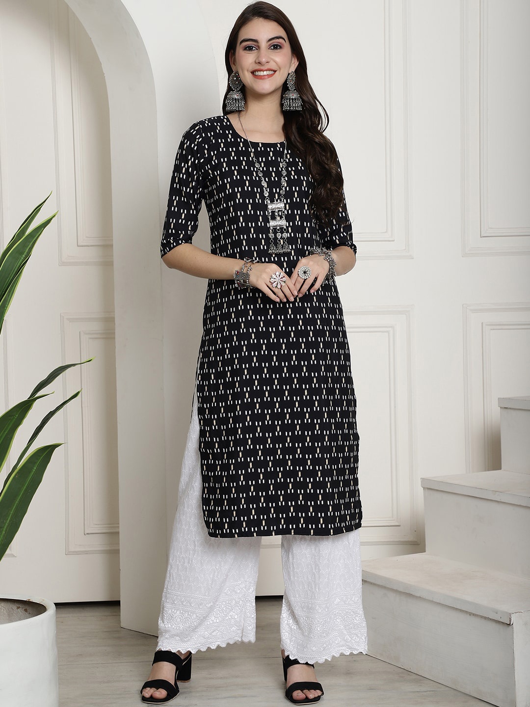 

7Threads Geometric Printed Straight Kurta, Black