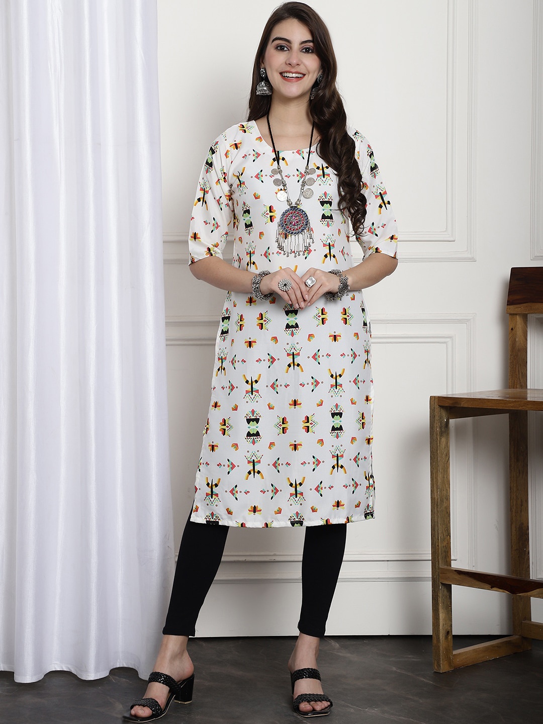 

7Threads Ethnic Motifs Printed Straight Crepe Kurta, White