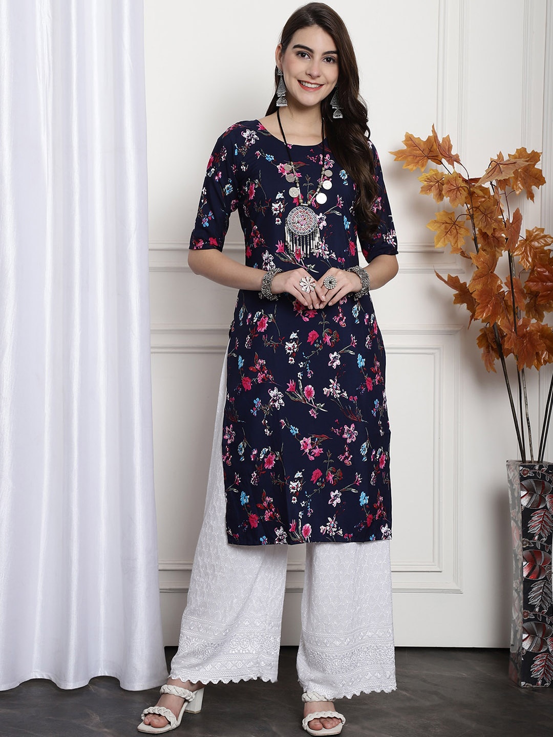 

7Threads Floral Printed Straight Kurta, Navy blue