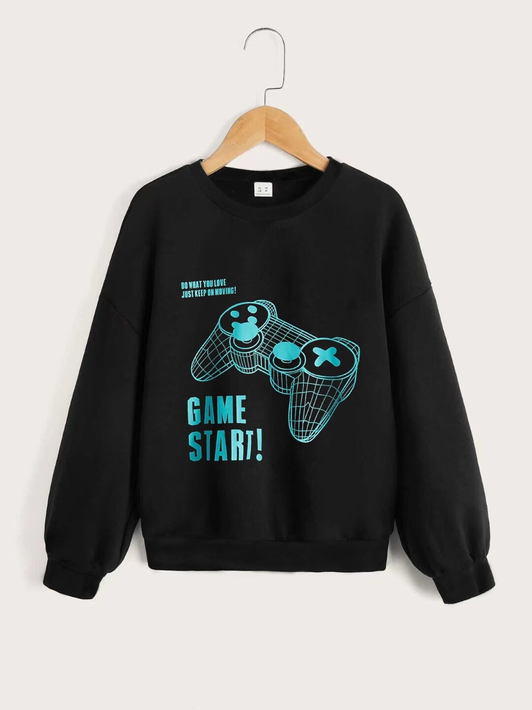 

StyleCast Boys Black Graphic Printed Round Neck Long Sleeve Pullover Sweatshirt