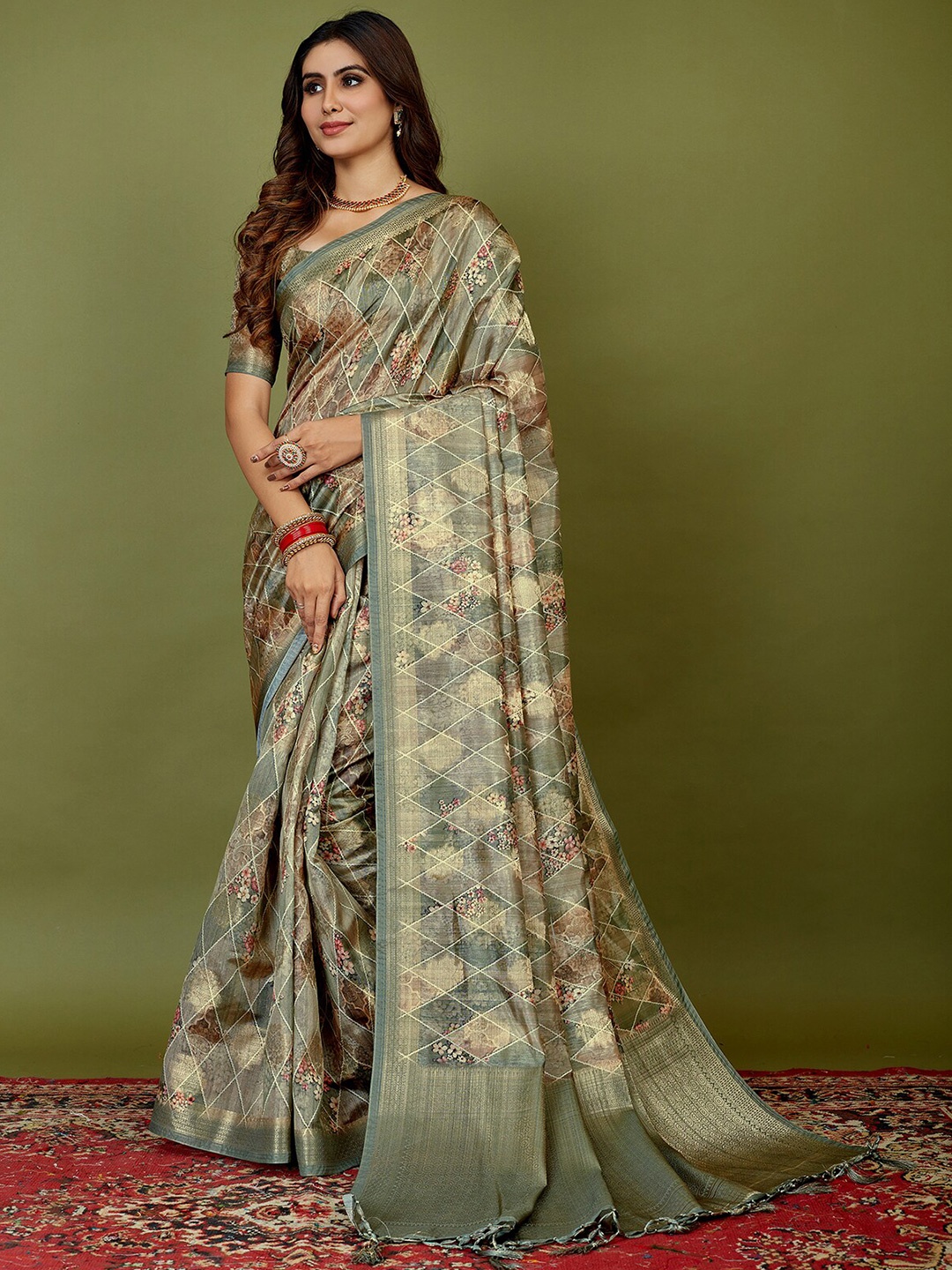 

Mitera Green Ethnic Motifs Printed Silk Cotton Saree