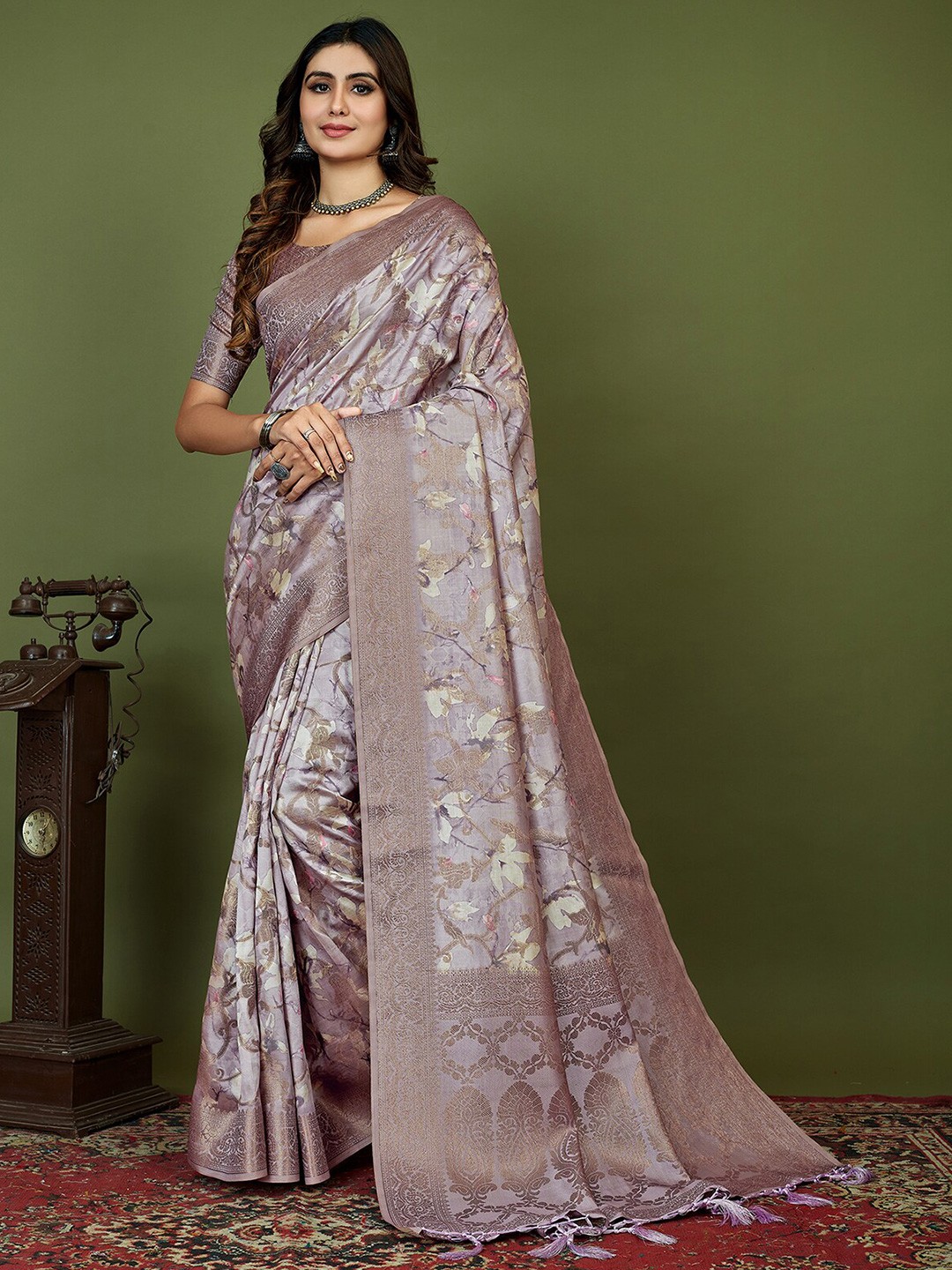 

Mitera Grey Floral Printed Silk Cotton Saree