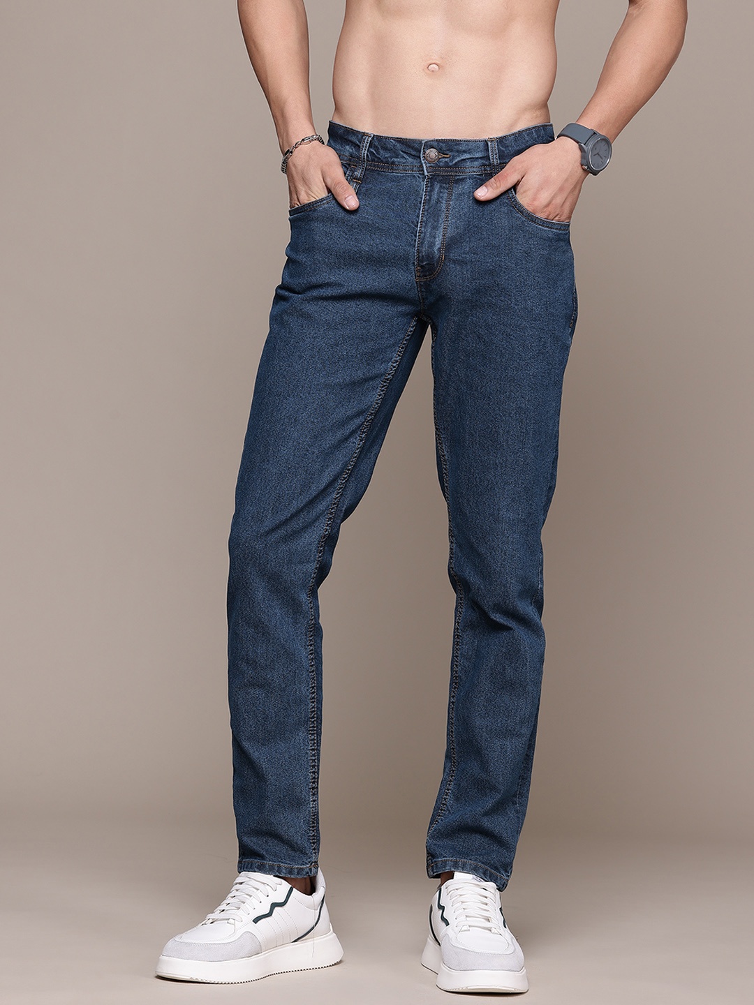 

The Roadster Lifestyle Co. Men Slim Tapered Fit Stretchable Jeans, Blue