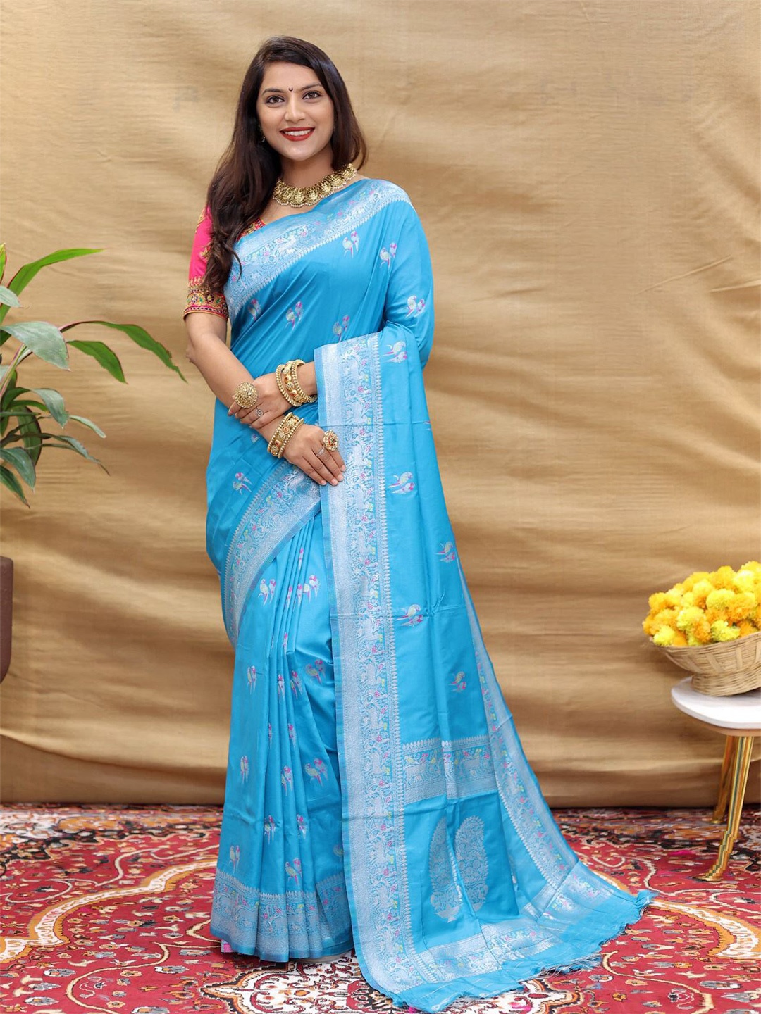

MARGI DESIGNERS Ethnic Motif Woven Design Zari Pure Silk Kanjeevaram Saree, Blue