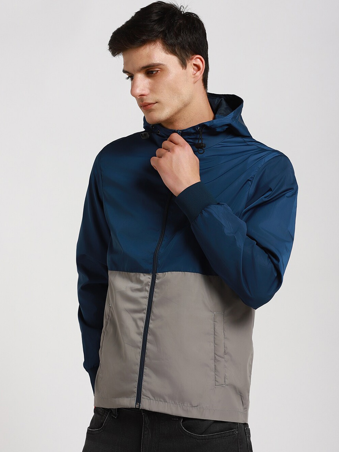 

Dennis Lingo Colourblocked Hooded Lightweight Puffer Jacket, Navy blue