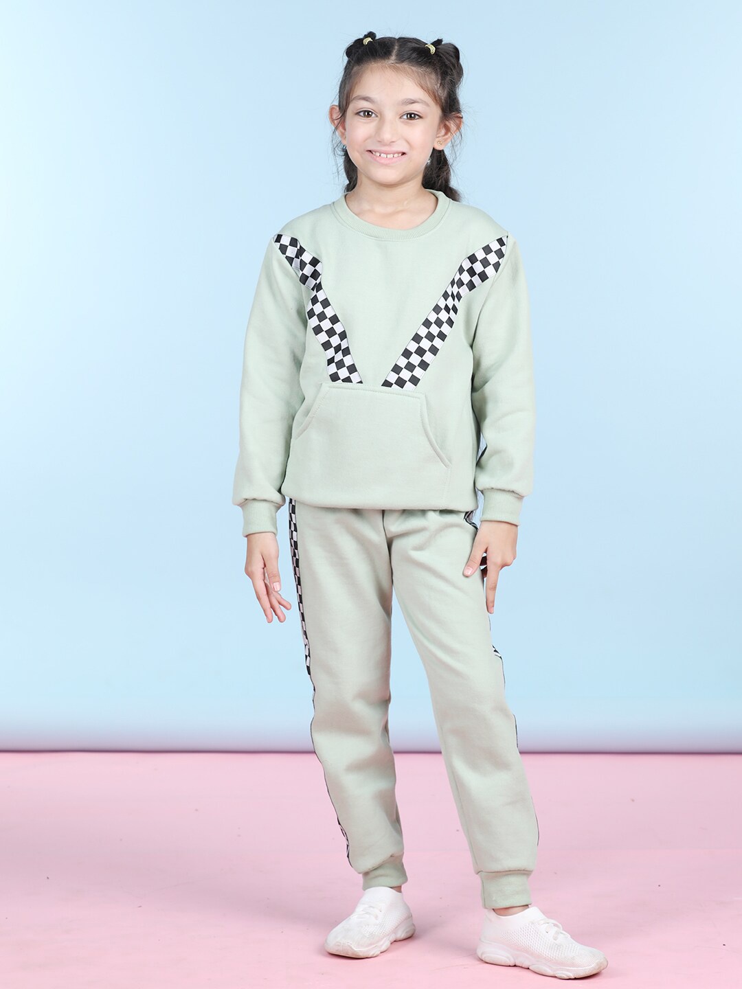

Cutiekins Girls Geometric Printed Fleece Tracksuit, Green