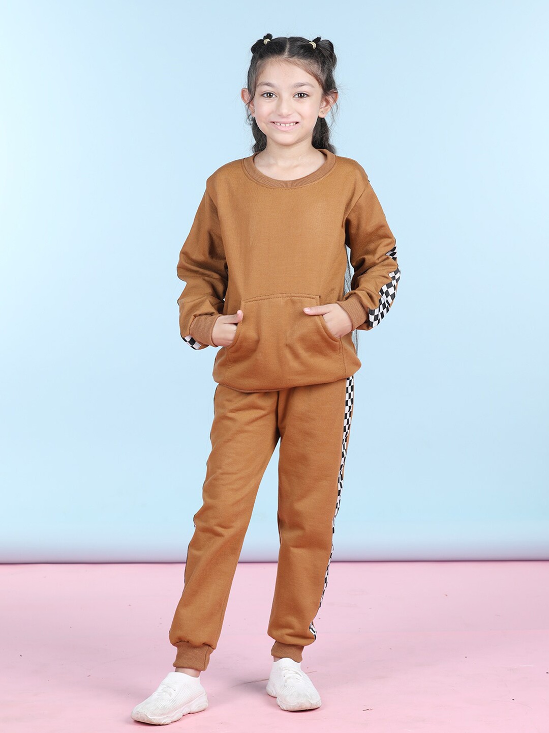 

Cutiekins Girls Geometric Printed Fleece Tracksuit, Brown