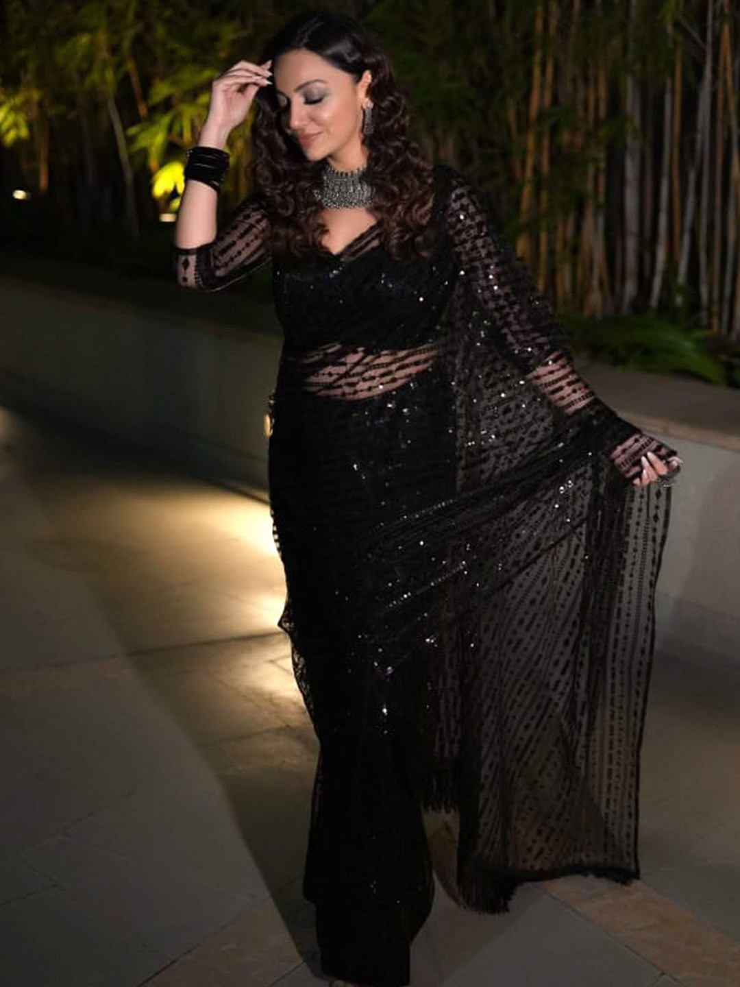 

ODETTE Embellished Sequinned Net Saree, Black