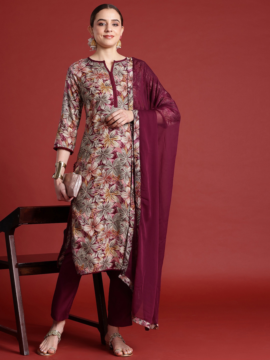 

Anouk Floral Printed Regular Kurta with Trousers & Dupatta, Magenta