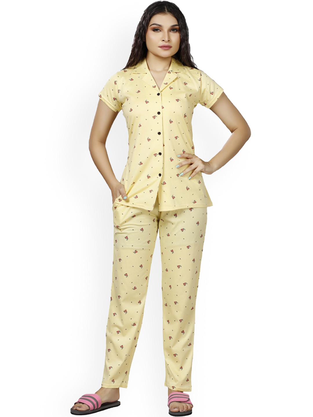 

Foxy Floral Printed Pure Cotton Night suit, Yellow