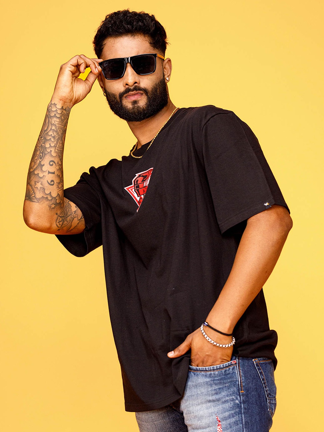 

WANDERLOOMS Men Black Biker Printed Fusion T-shirt