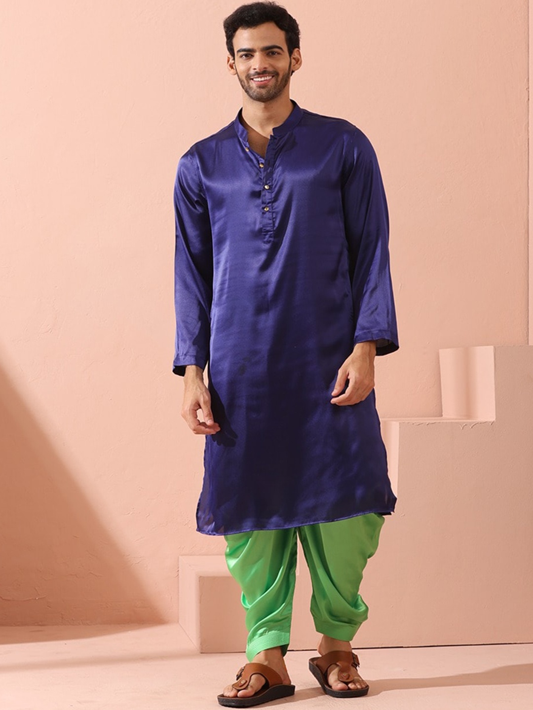 

Swtantra Mandarin Collar Long Sleeves Straight Satin Kurta, Blue