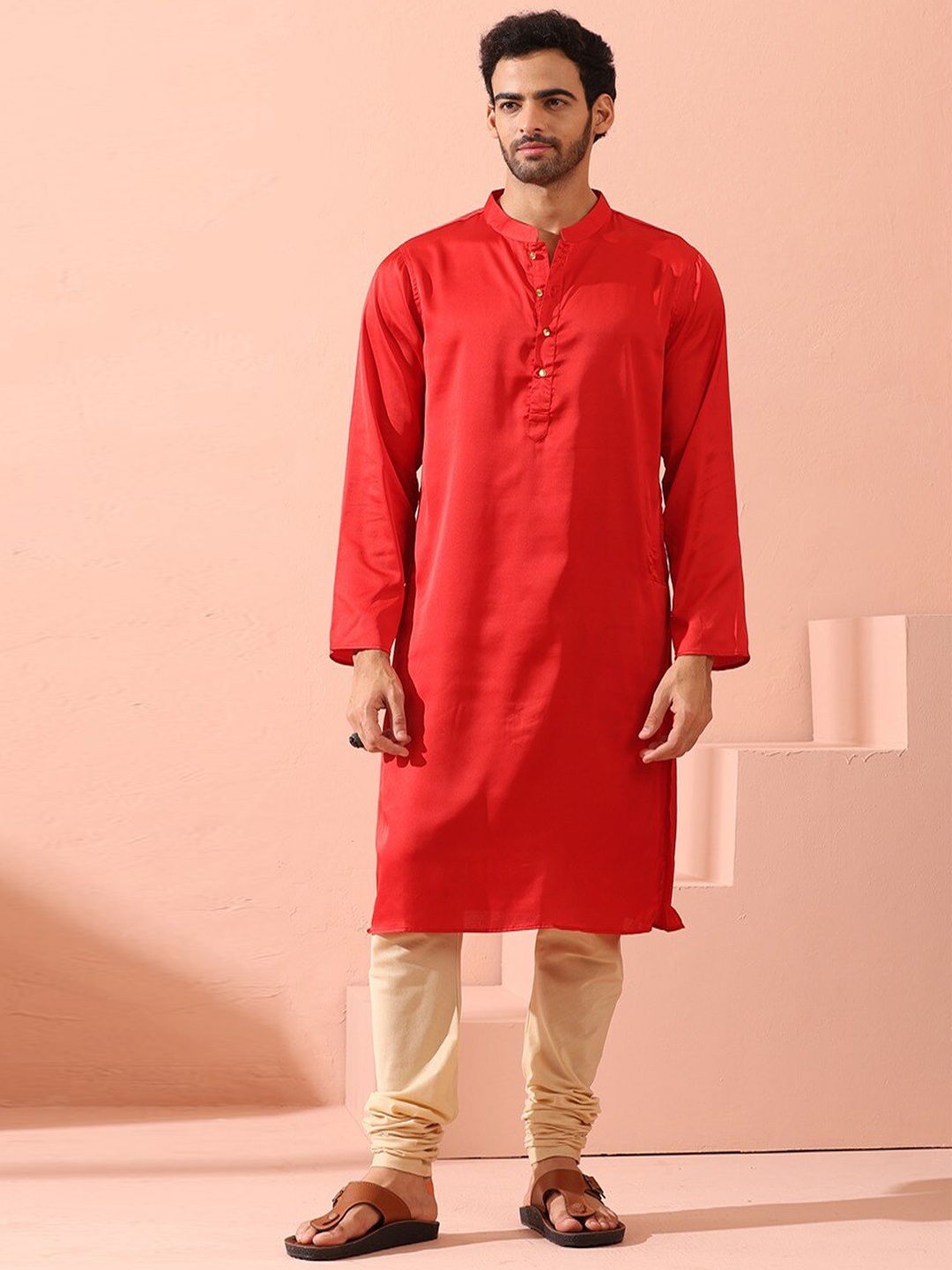 

Swtantra Mandarin Collar Long Sleeves Satin Kurta, Red