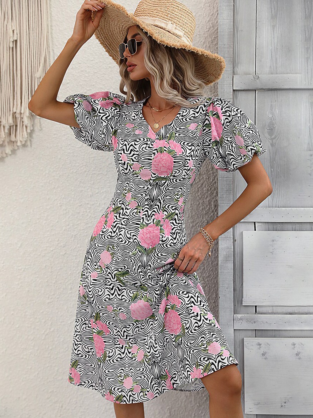 

StyleCast Floral Printed Puff Sleeves A-Line Dress, White