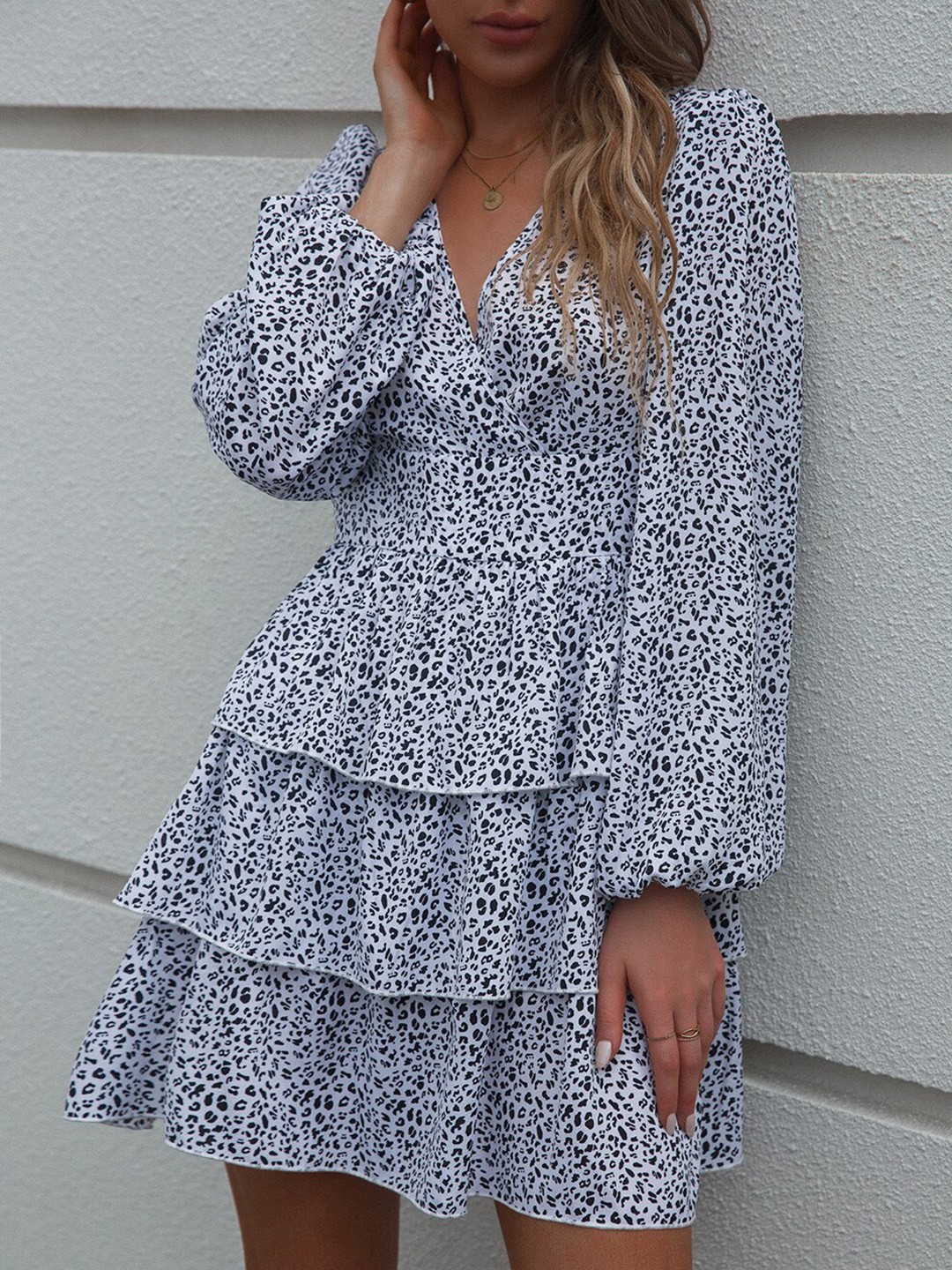 

StyleCast White Animal Printed Puff Sleeves Layered Fit and Flare Dress