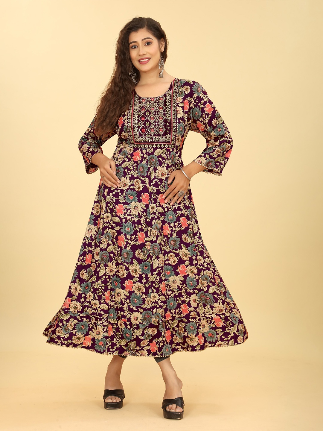 

Angeline Jaipuri Floral Printed Cotton Anarkali Kurta, Purple