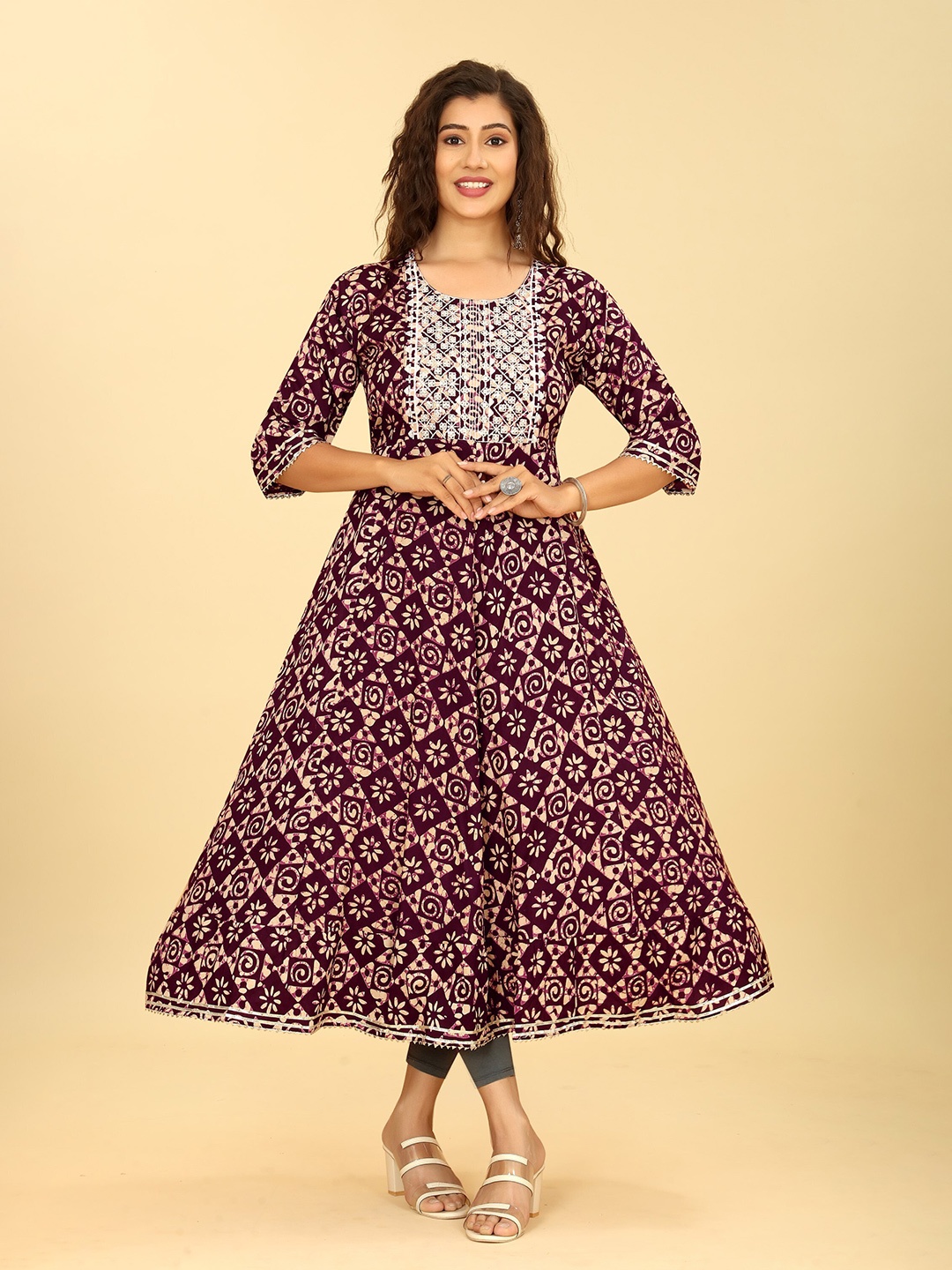 

Angeline Floral Printed Thread Work Cotton Anarkali Kurta, Lavender