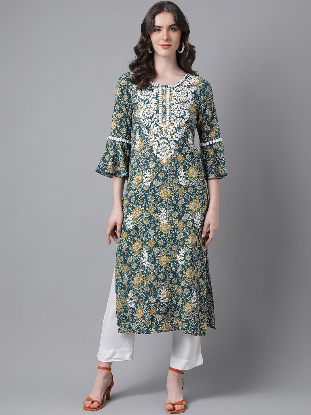 

PURVIJA KURTIES Floral Printed Bell Sleeves Thread Work Straight Kurta, Green