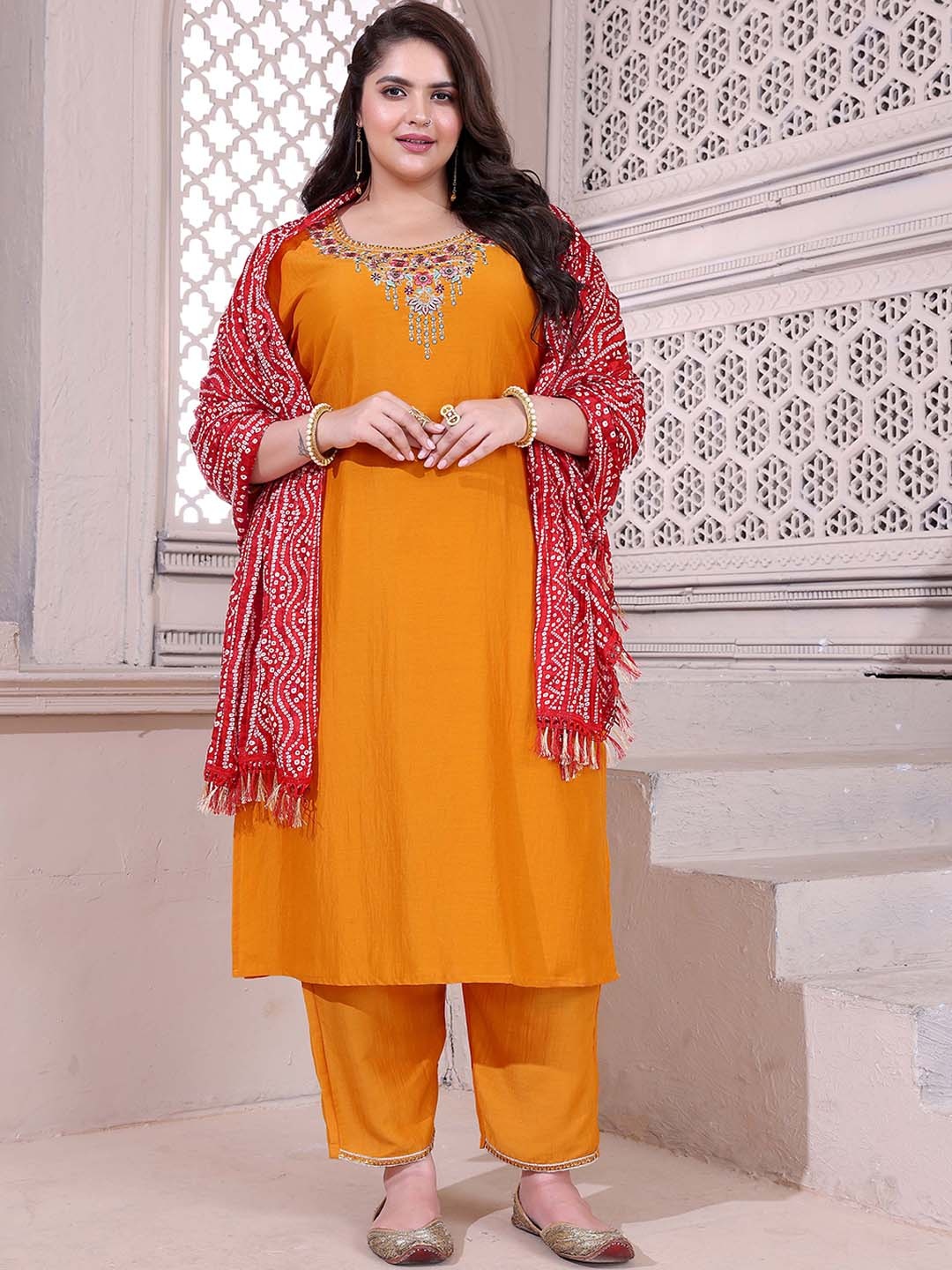 

Mimakiya Yoke Design Regular Thread Work Kurta With Trousers & Dupatta, Yellow
