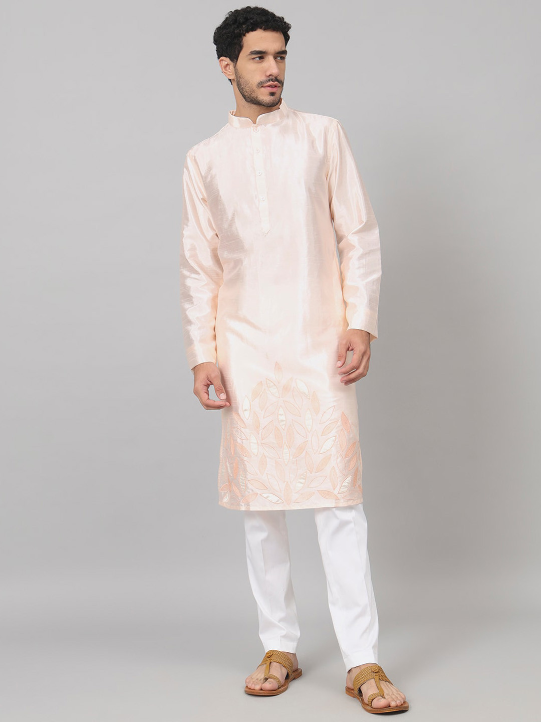 

HILO DESIGN Floral Embroidered Straight Kurta, Peach
