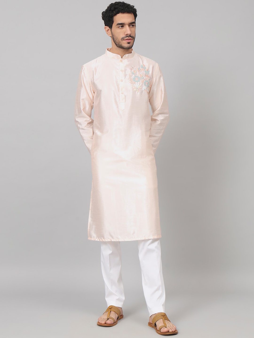 

HILO DESIGN Floral Embroidered Straight Kurta, Peach