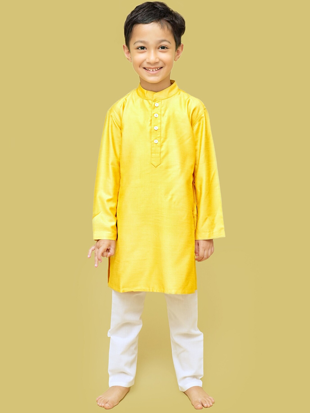 

Klephant Boys Mandarin Collar Straight Kurta, Yellow