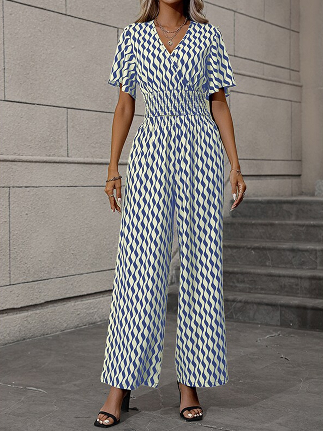 

StyleCast Printed V-Neck Jumpsuit Set, Blue