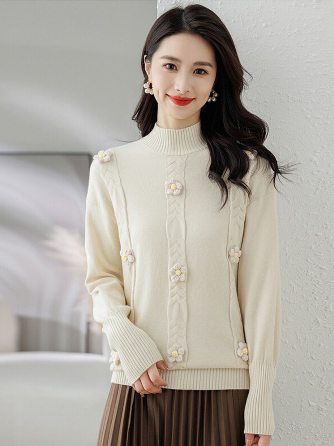 

StyleCast White Mock Collar Pullover Acrylic Sweater