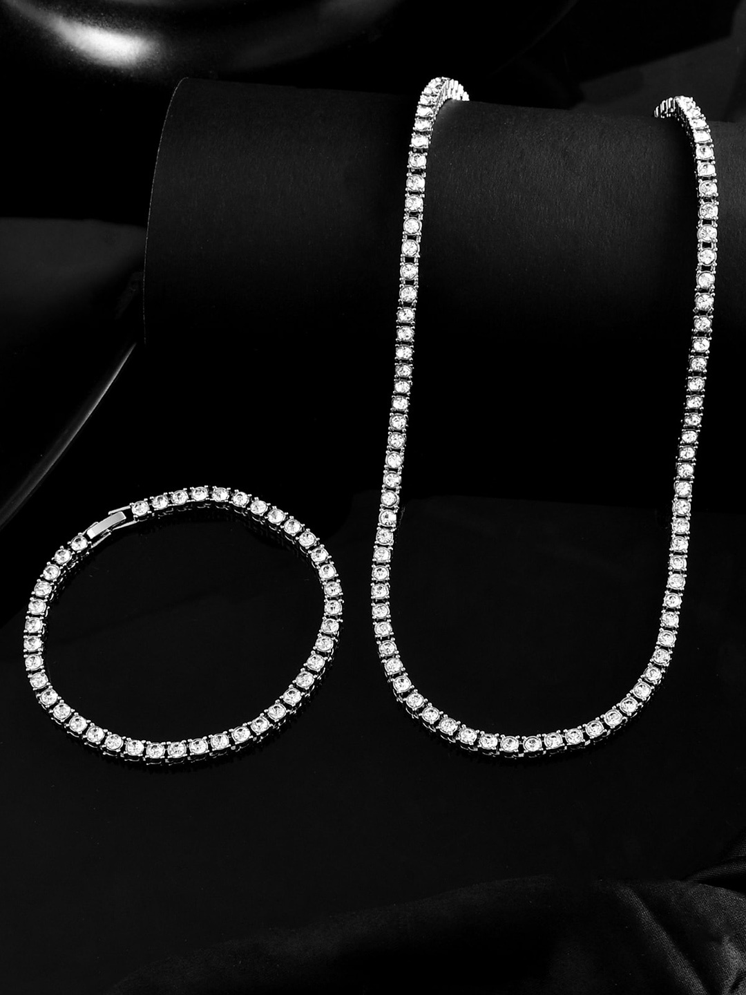 

AQUASTREET Men Silver-Plated Cubic Zirconia-Studded Hip Hop Zircon Tennis Chain & Bracelet
