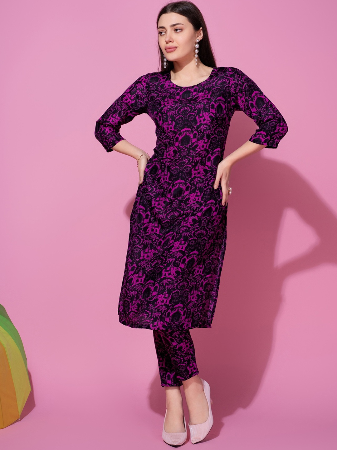 

soan Ethnic Motifs Printed Round Neck Regular Kurta With Trousers, Pink
