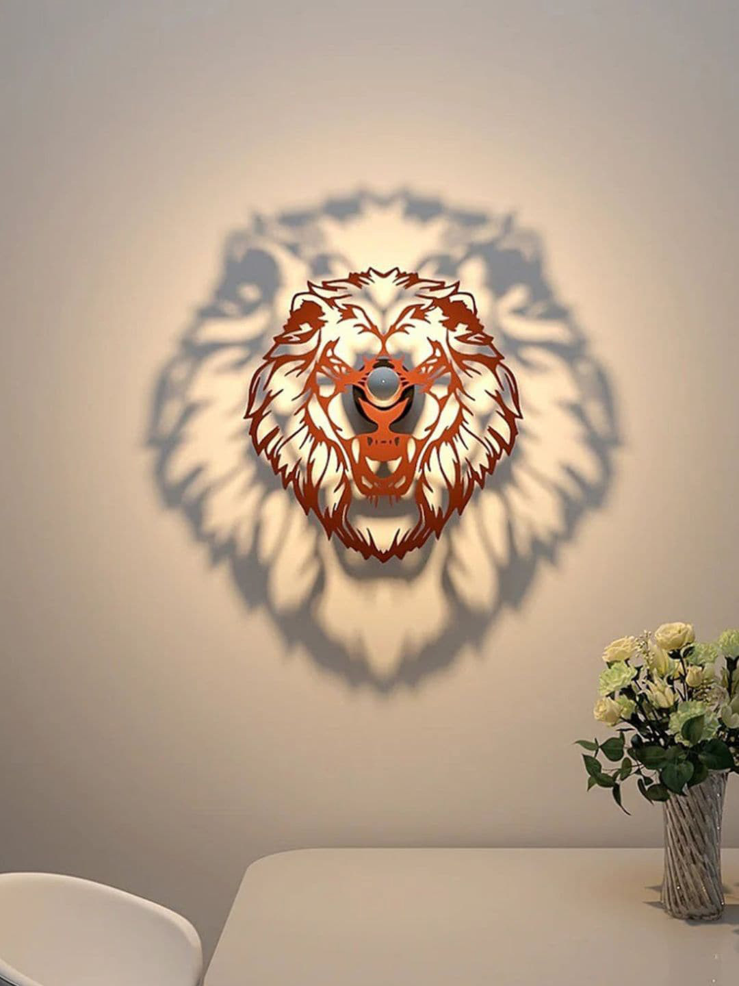 

DecorTwist Brown Mighty Lion Shadow Lamp