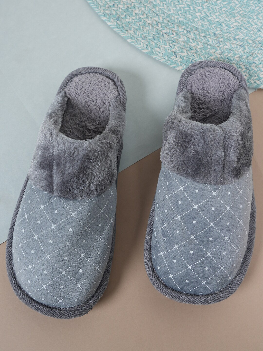 

SAPATOS Men Printed Room Slippers, Grey