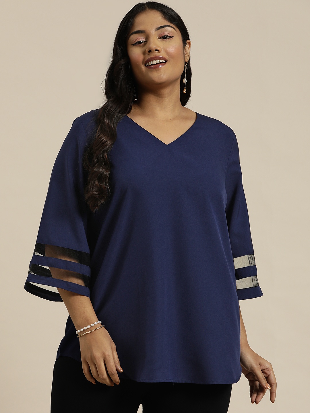 

Qurvii+ Plus Size Flared Sleeves Crepe Longline Top, Navy blue