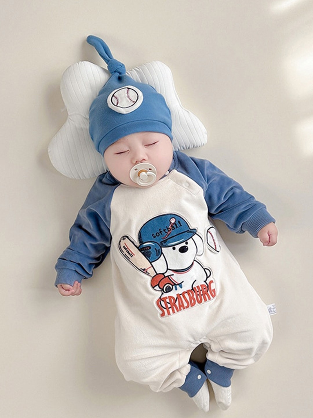 

StyleCast Infant Boys Blue Graphic Printed Rompers