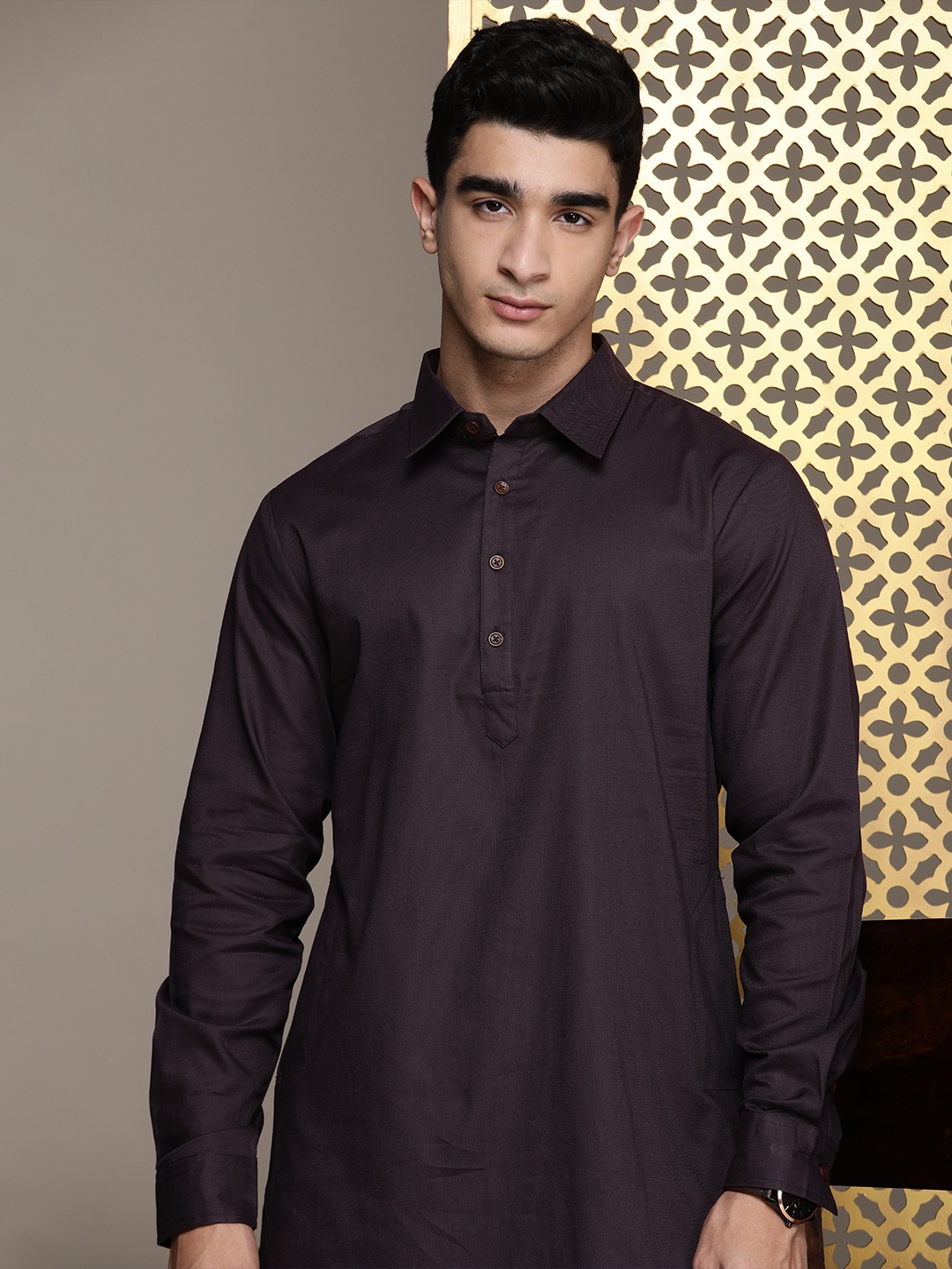 

House of Pataudi Self Design Regular Pure Cotton Jashn Kurta with Salwar, Burgundy