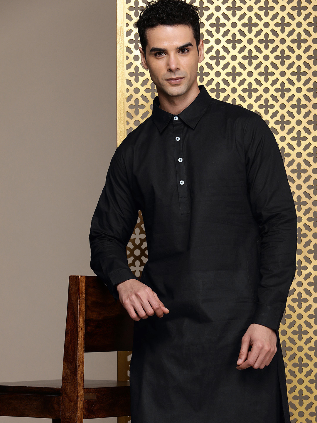 

House of Pataudi Men Regular Pure Cotton Jashn Kurta With Patiala, Black