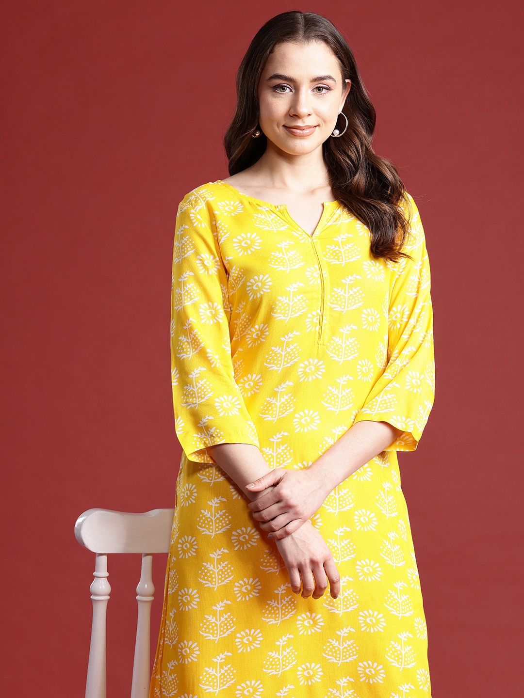 

Anouk Floral Printed Kurta with Palazzos, Yellow