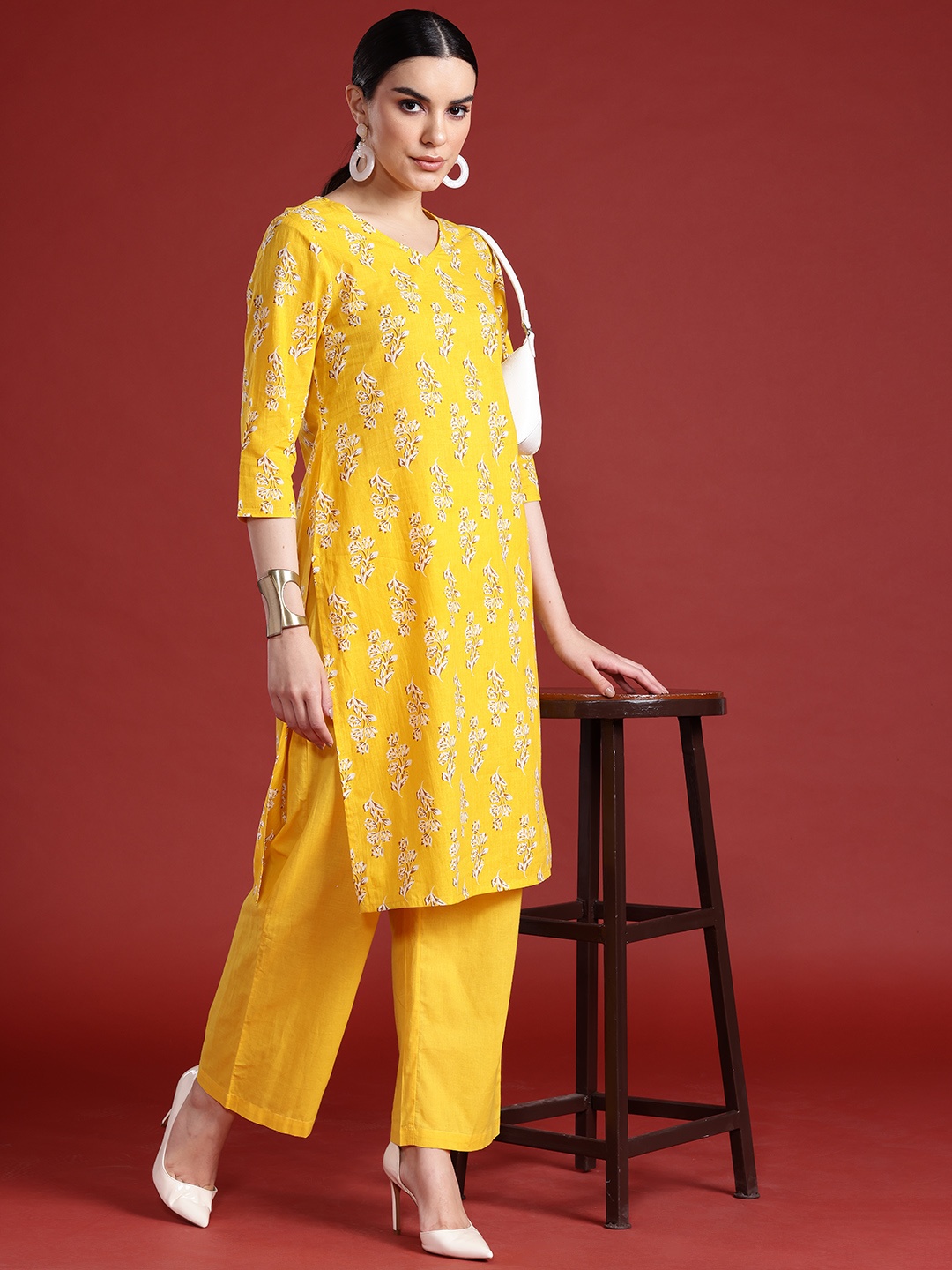 

Anouk Floral Print Pure Cotton Kurta with Palazzos, Mustard