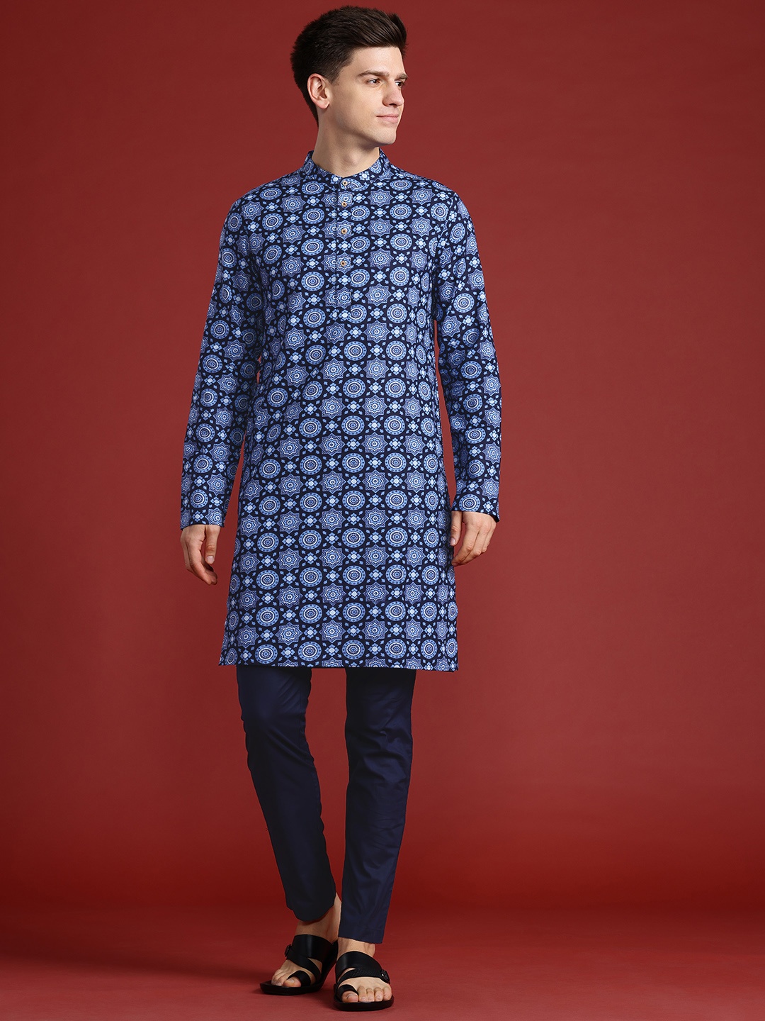 

Anouk Printed Pure Cotton Kurta with Trousers, Navy blue