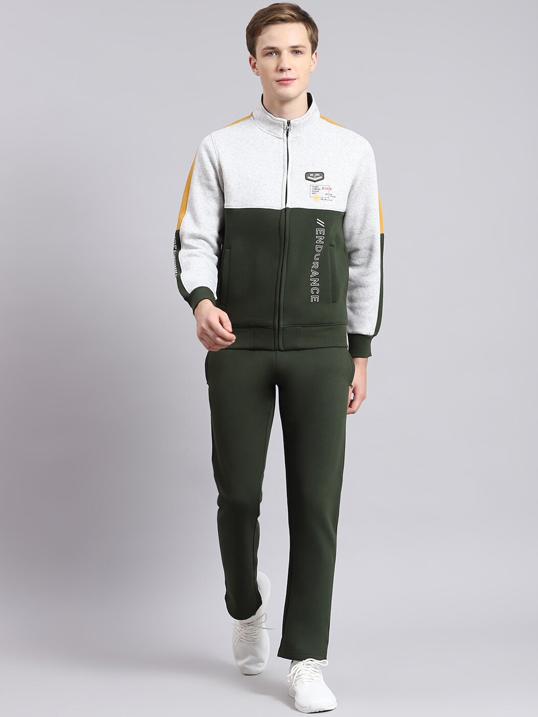 

Monte Carlo Men Colourblocked Tracksuits, Black