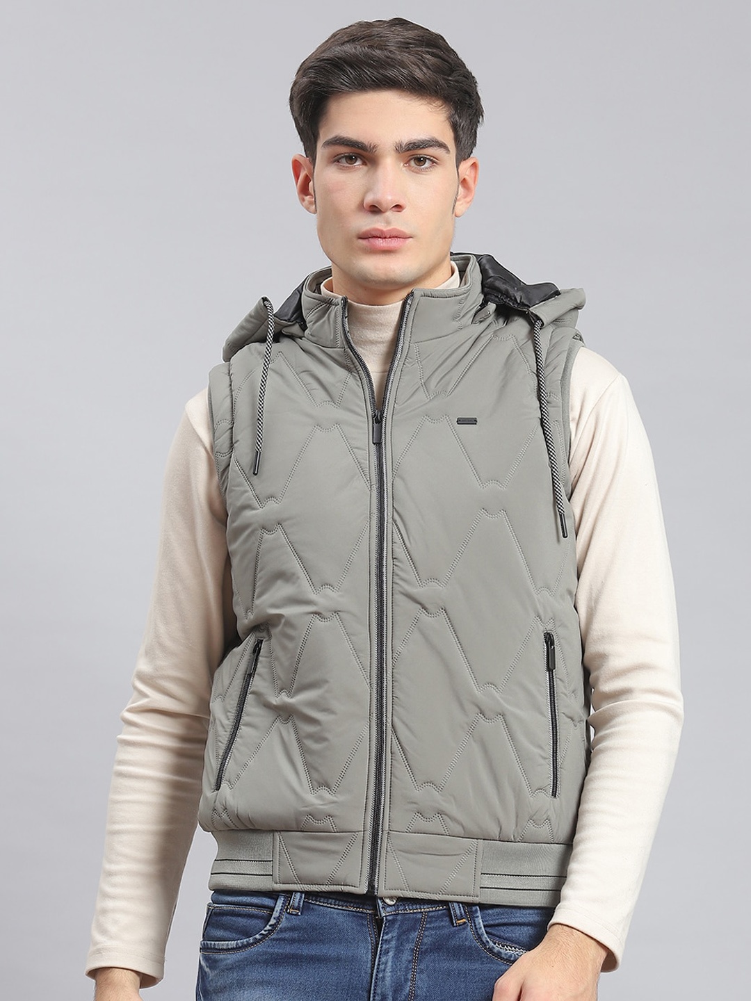 

Monte Carlo Hooded Lightweight Quilted Jacket, Grey