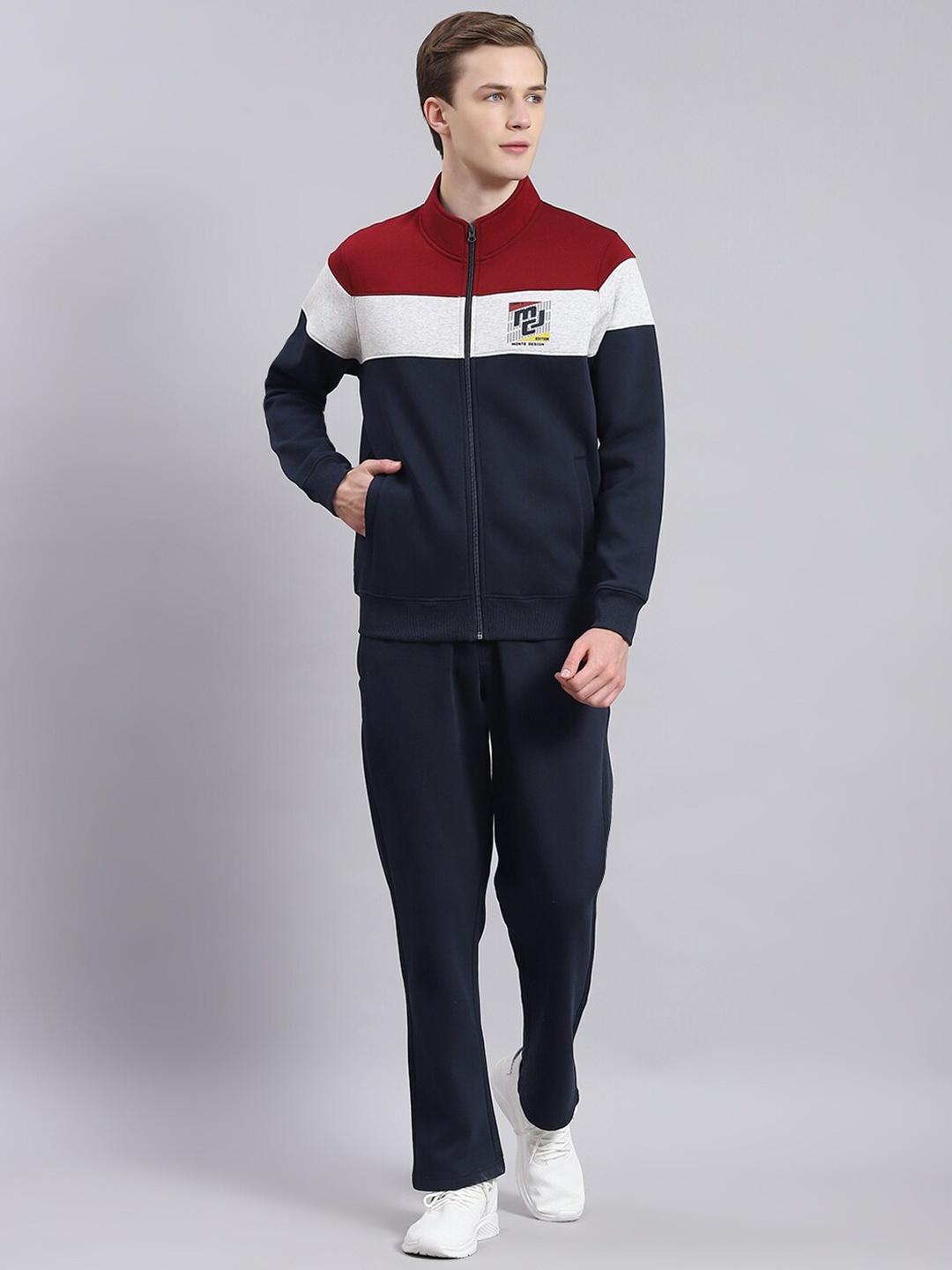 

Monte Carlo Colourblocked Sweatshirt With Track Pants, Navy blue